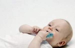 小孩睡觉磨牙是怎么回事？小孩睡觉磨牙怎么办