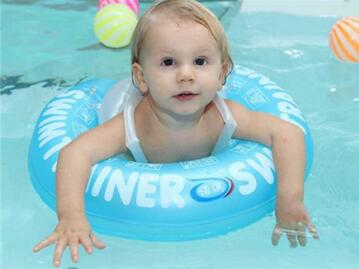 婴儿游泳的好处和坏处
