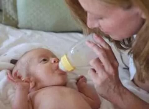 关注早产宝宝智力发育，预防脑瘫和智力低下