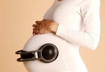 孕妇几月放胎教音乐