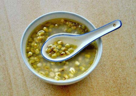 剖腹产妇可以喝绿豆汤吗