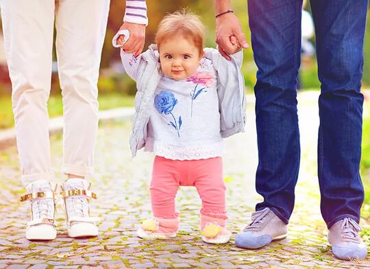 宝宝的第一双学步鞋怎么挑？