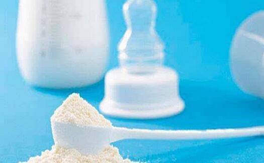 牛奶粉和羊奶粉哪个更适合宝宝？