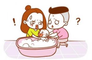 怎么给新生儿洗澡？