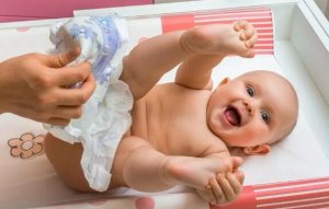 宝宝多大可以脱掉纸尿裤？
