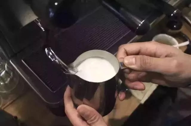 摩卡咖啡的做法