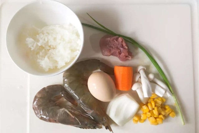 鲜虾猪肉米饭饼的做法 10个月宝宝辅食食谱