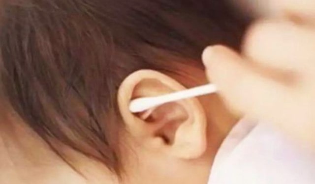 孩子耳朵受伤要怎么处理？