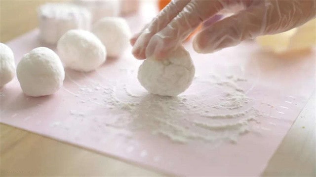 奶香水晶月饼的做法 三岁宝宝食谱