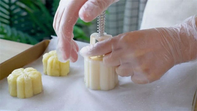 土豆泥月饼的做法 1岁宝宝食谱
