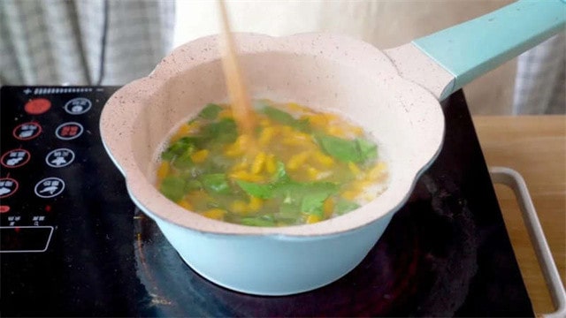 鲜香南瓜疙瘩汤的做法 1岁宝宝食谱