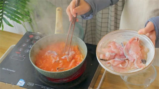 番茄粉丝鱼片的做法
