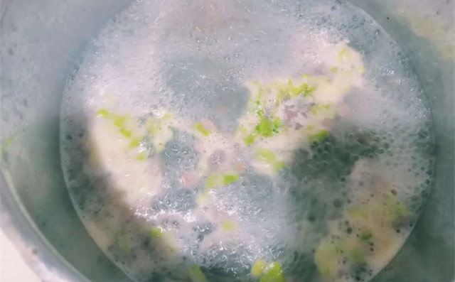 三色珍珠疙瘩汤的做法 1岁宝宝食谱