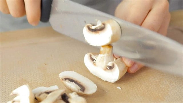 奶油蘑菇鸡胸肉的做法
