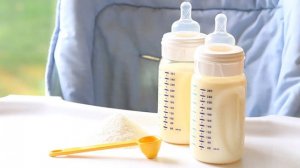 奶瓶喂养的宝宝，竟然更容易得鹅口疮？